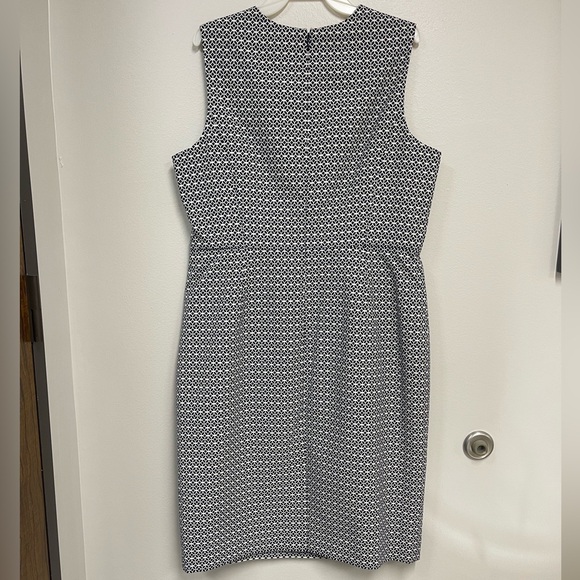 NWT Talbots Bow-Front Patterned Dress - Picture 9 of 15